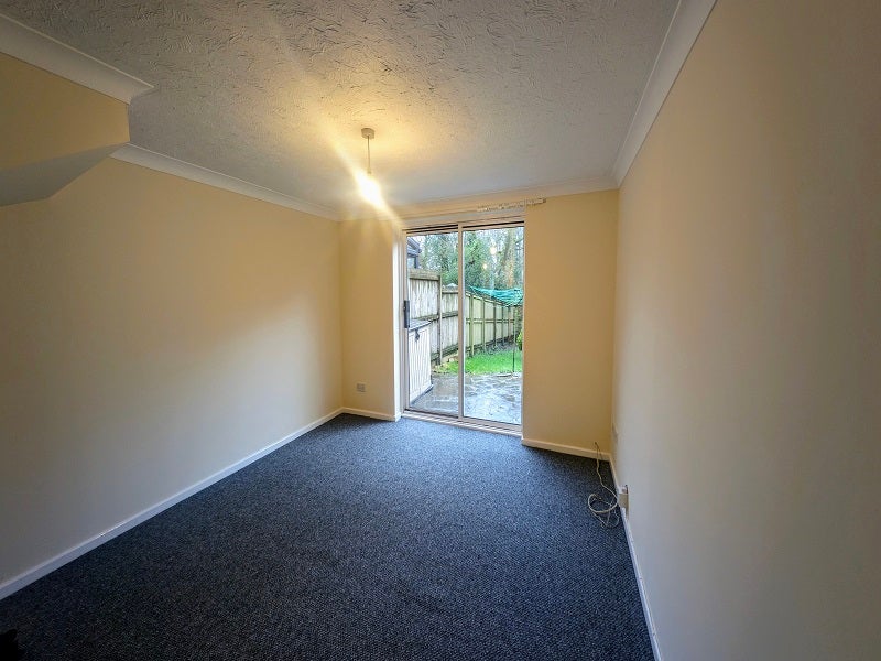 House Byron Way in Swansea