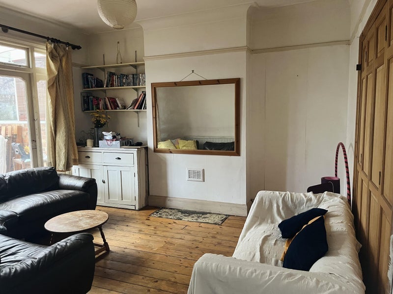 Room Leigh Gardens in Greater London