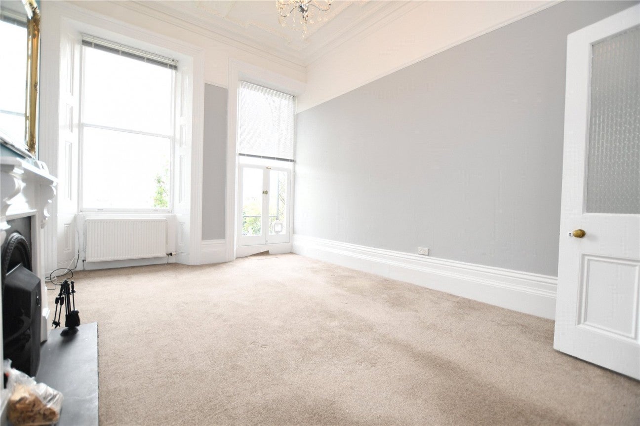 Flat South Road in Weston-super-Mare