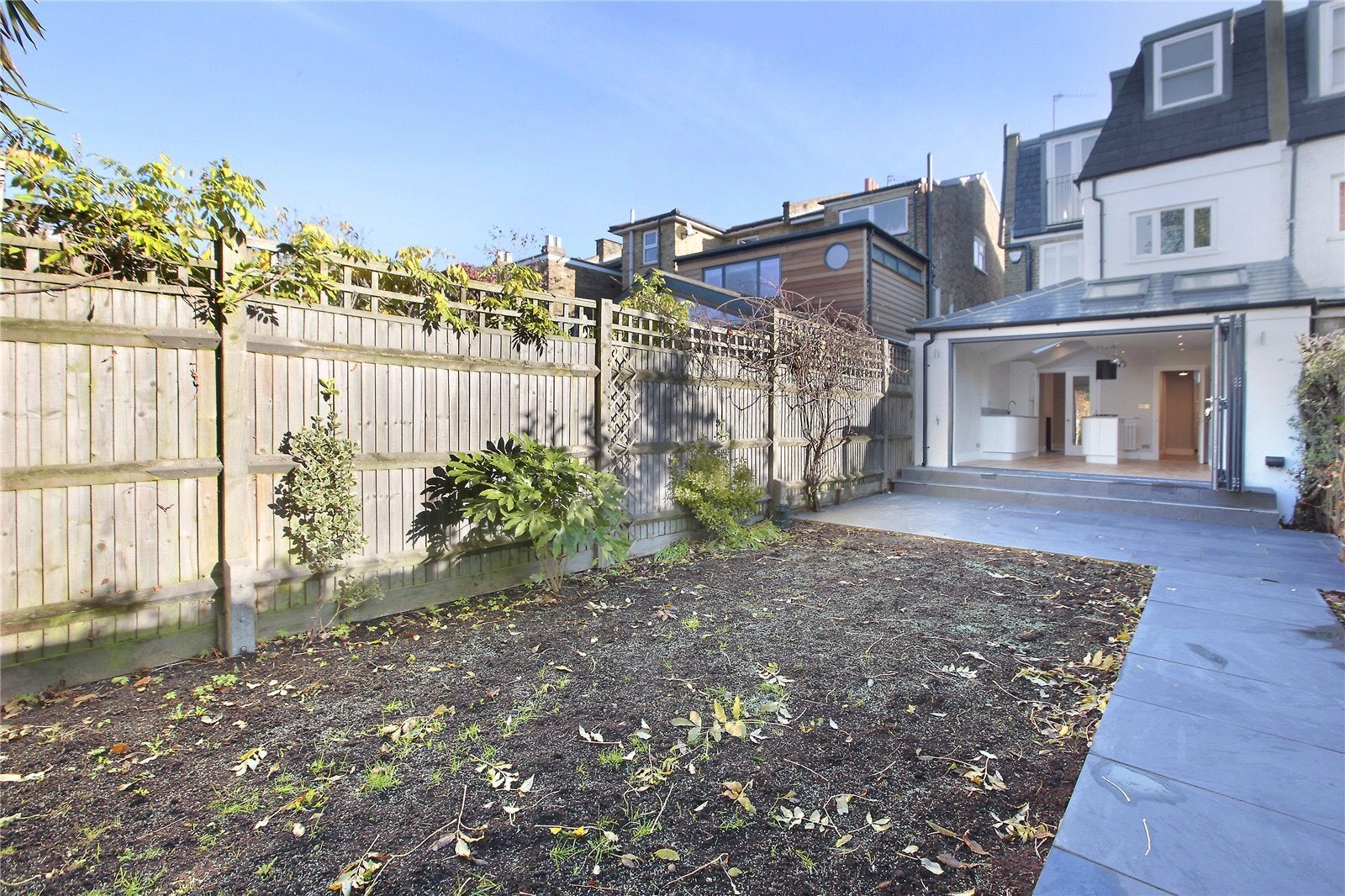House Bellamy Street in Greater London