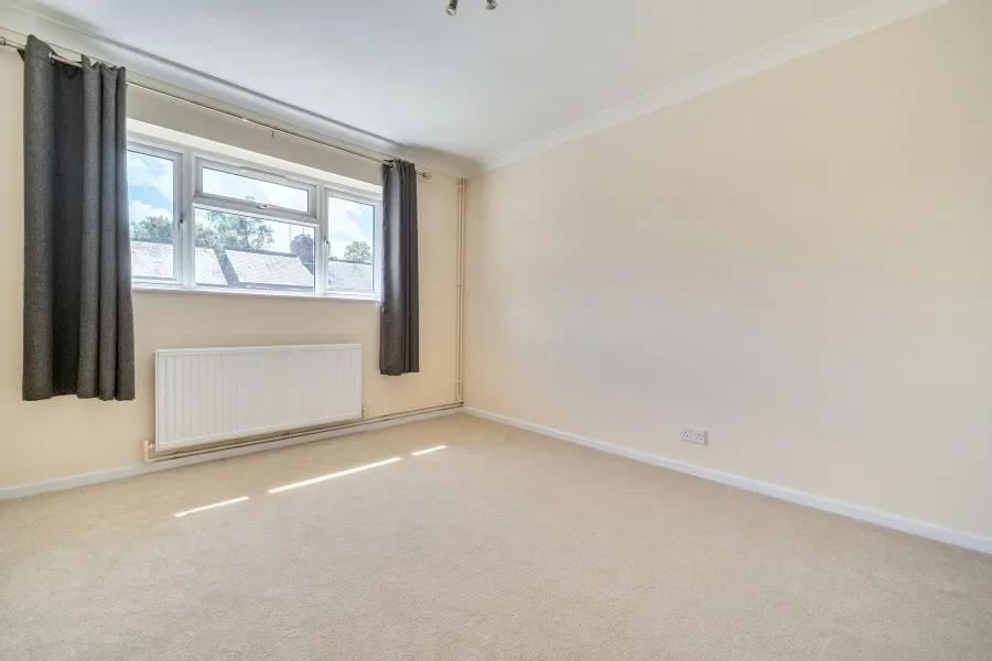 House Trumps Green Road in Borough of Runnymede