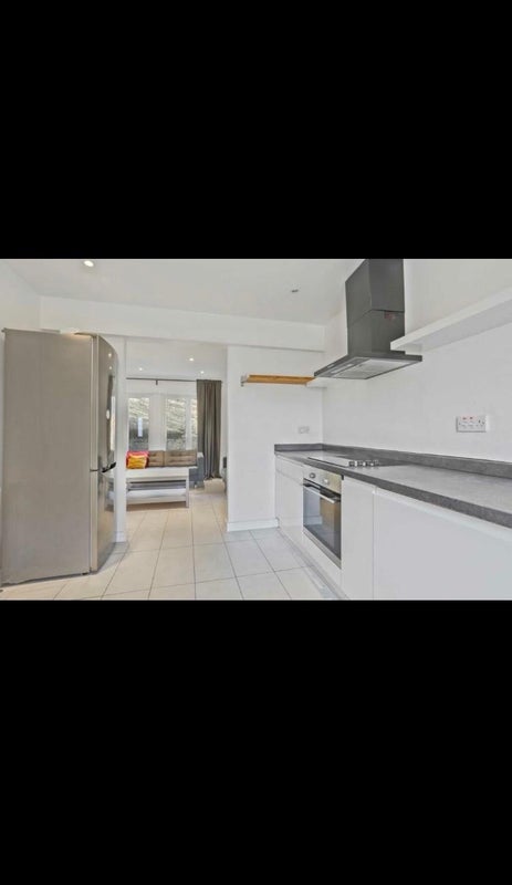 Room Glyn Road in Greater London