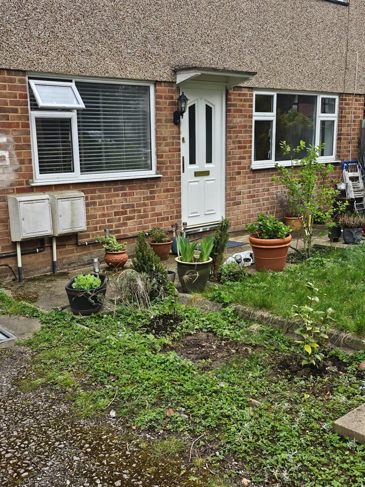 Flat Park Avenue in Greater London