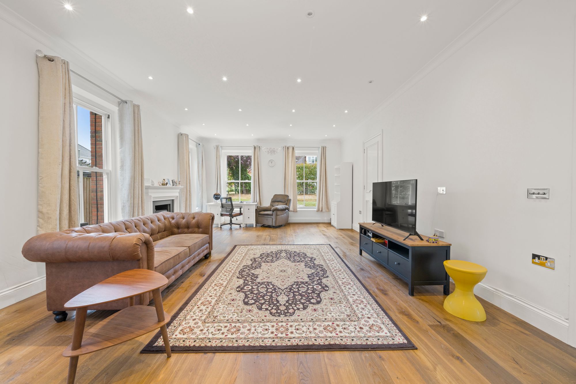 House Links Green Way in Cobham