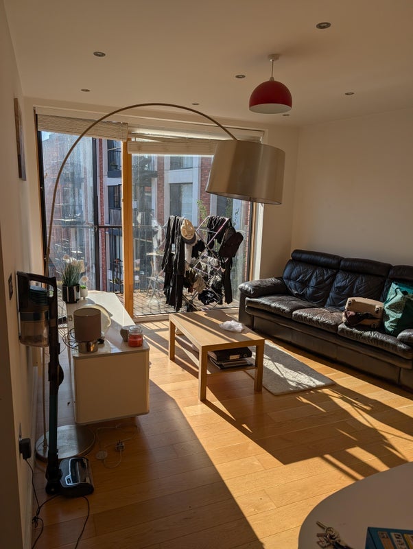 Room Islington Way in Salford