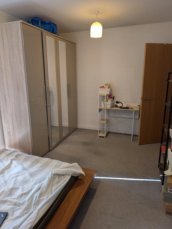 Room Islington Way in Salford