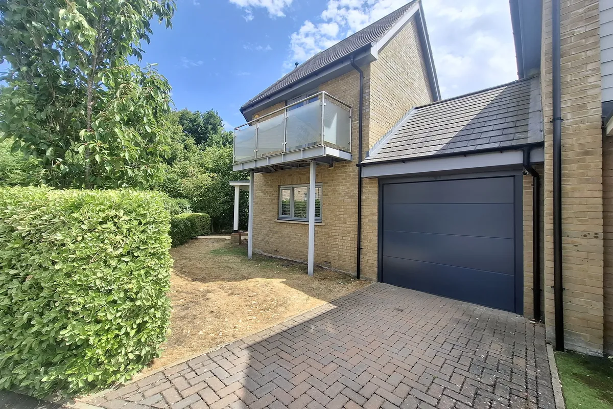 House Kingcup Avenue in Dacorum