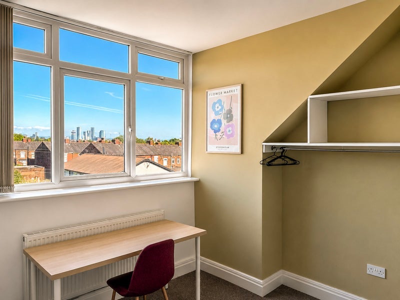 Room Weaste Lane in Salford