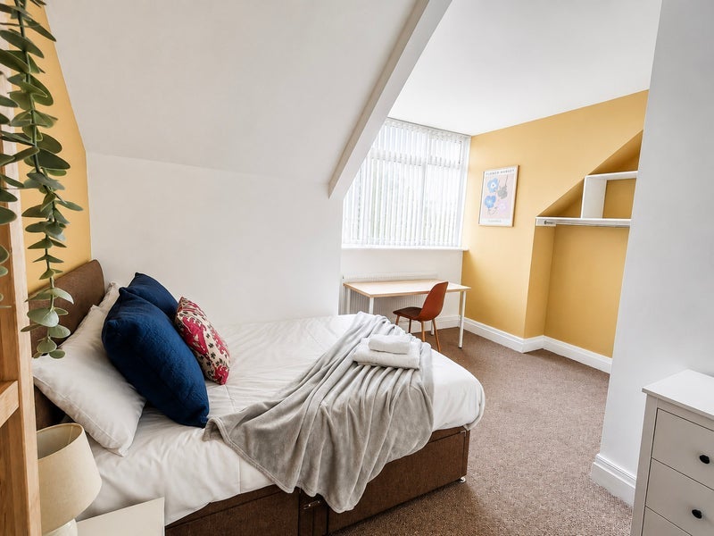 Room Weaste Lane in Salford