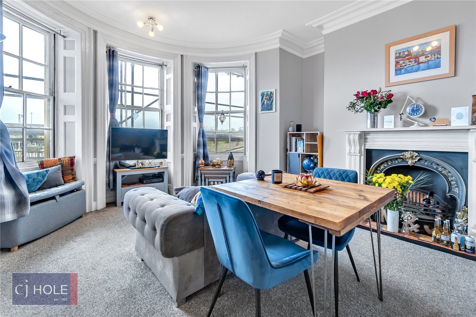 Flat Hotwell Road in Bristol