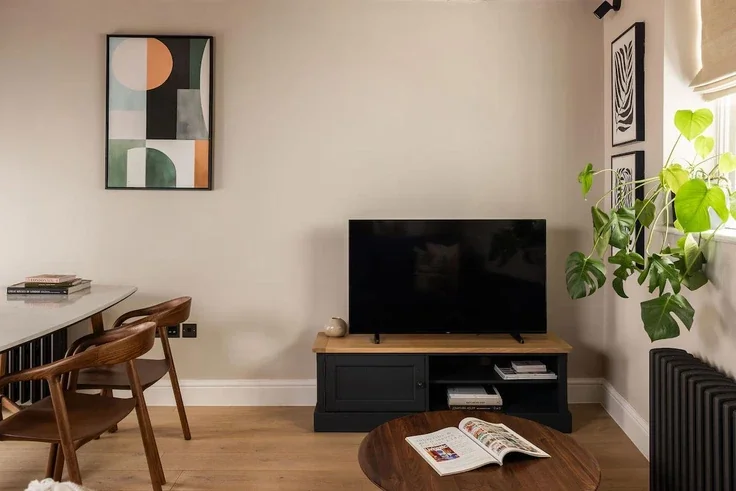 Flat Holland Place in Greater London