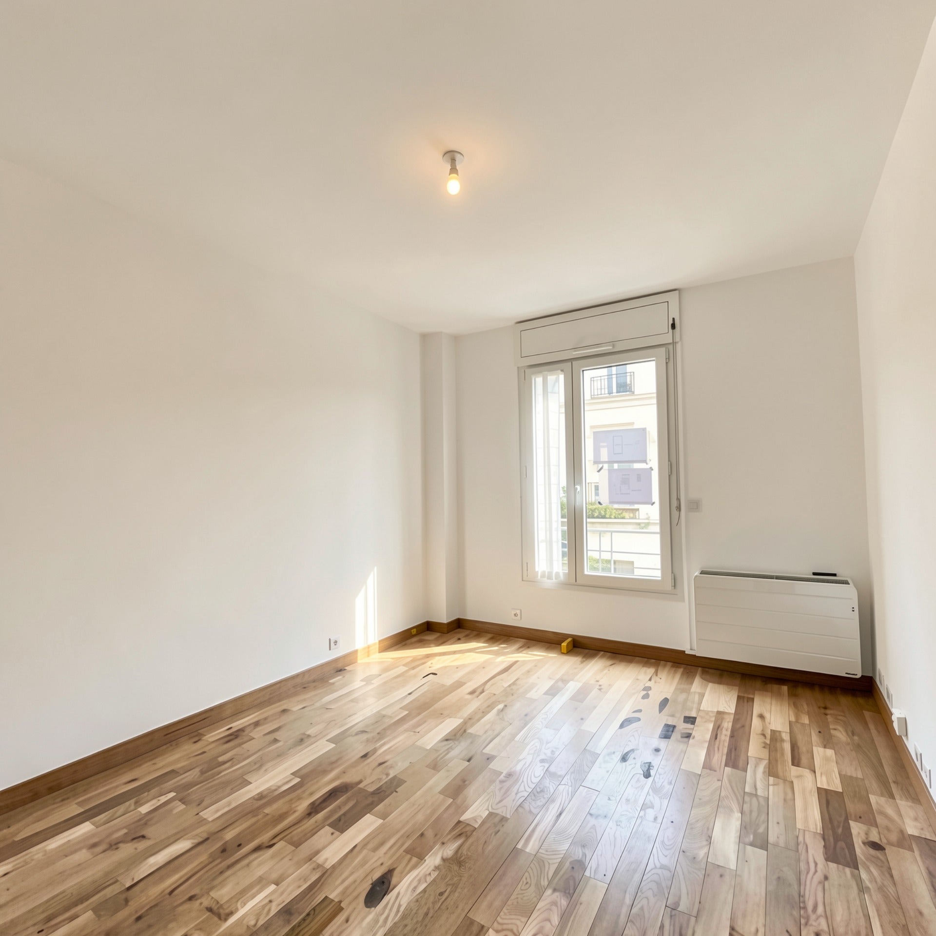 Flat Rue de Lille in Paris
