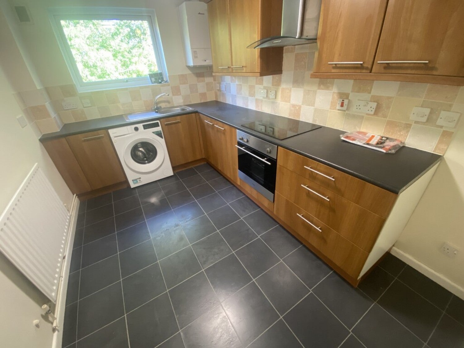 Flat Charnwood Crescent in Chandler's Ford