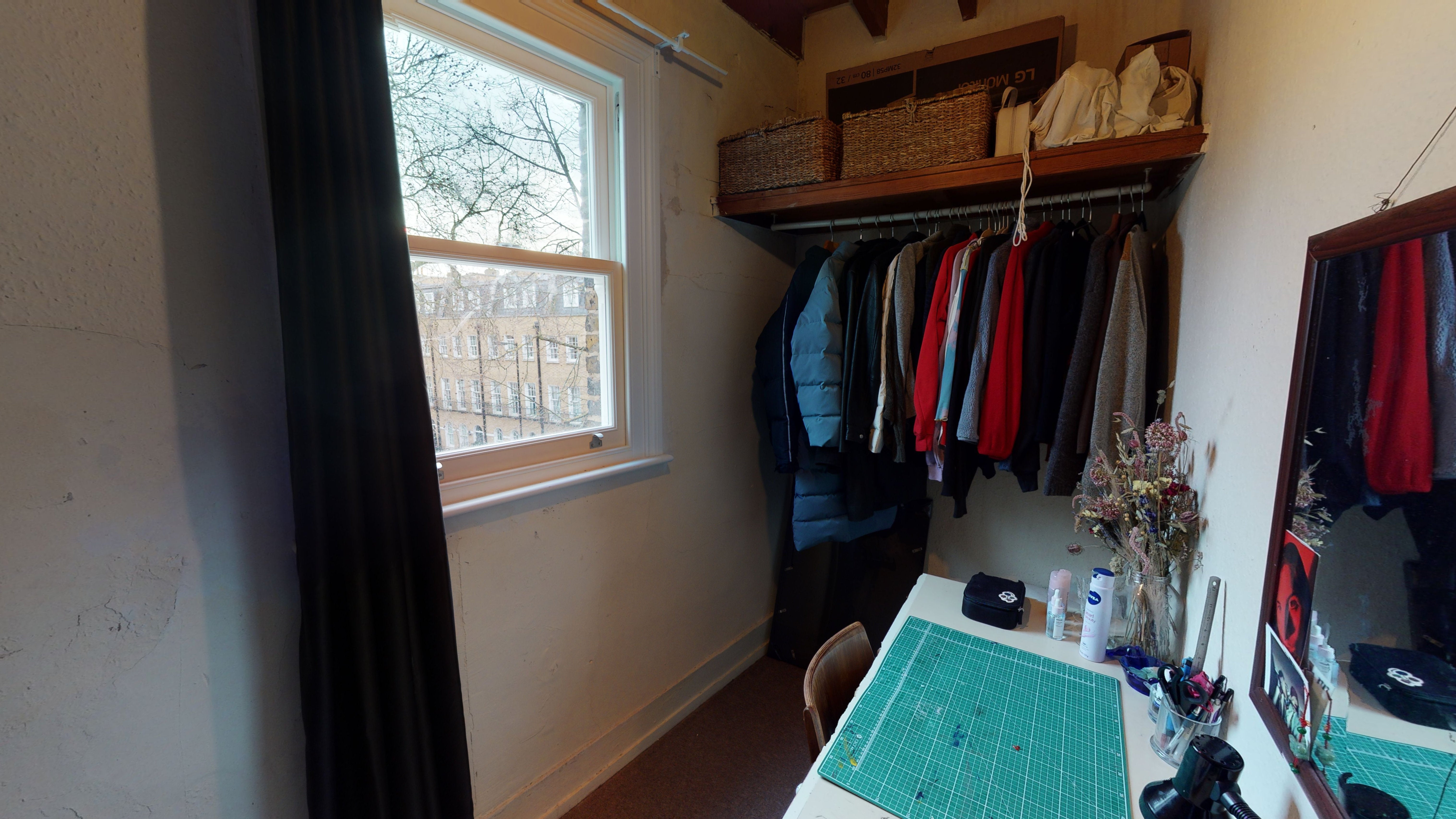 Flat Camberwell Grove in Greater London