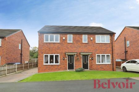 House Trent View Grove in Stoke-on-Trent