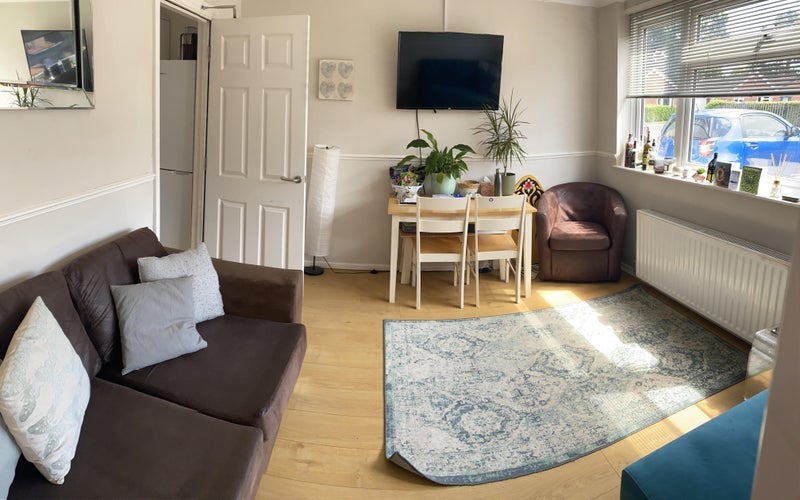 Flat Rodney Road in Metropolitan Borough of Solihull