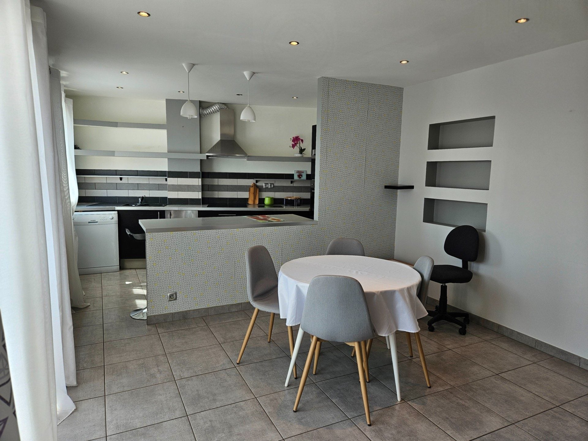 Flat Quai Gambetta in Tournon-sur-Rhône