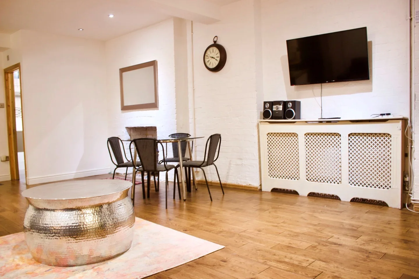 Flat Fullwood's Mews in Greater London