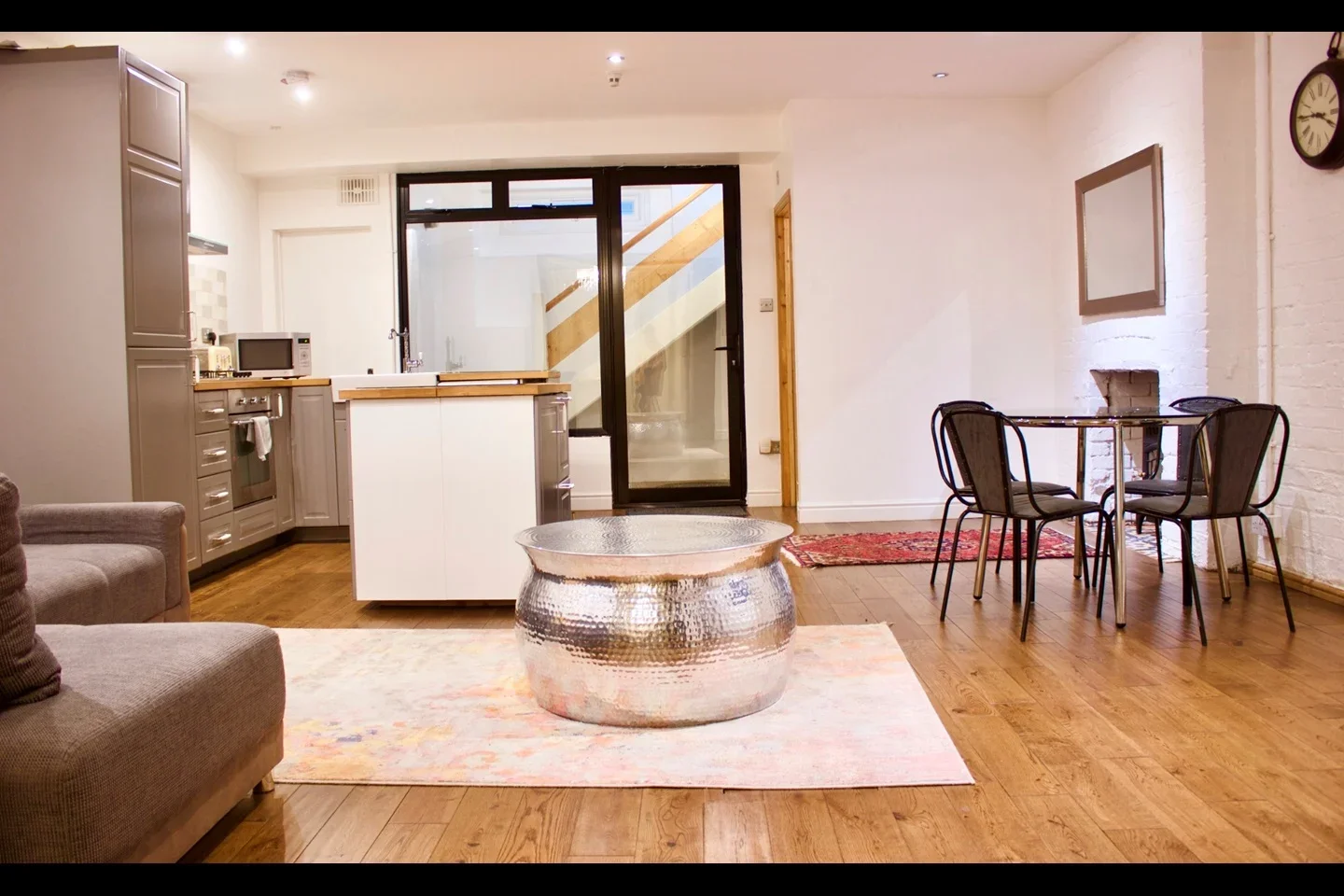 Flat Fullwood's Mews in Greater London