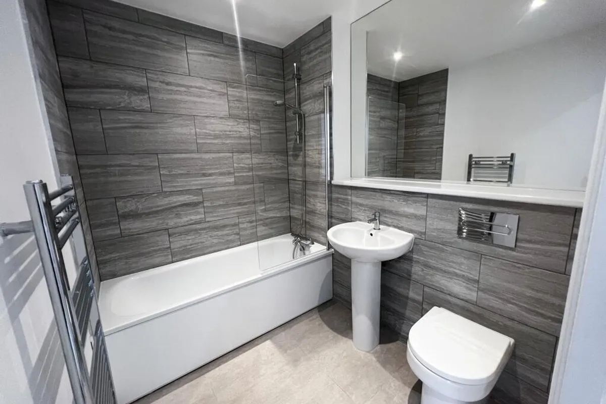Flat Lowgate in Hull