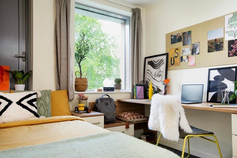 Room Pocock Street in Greater London