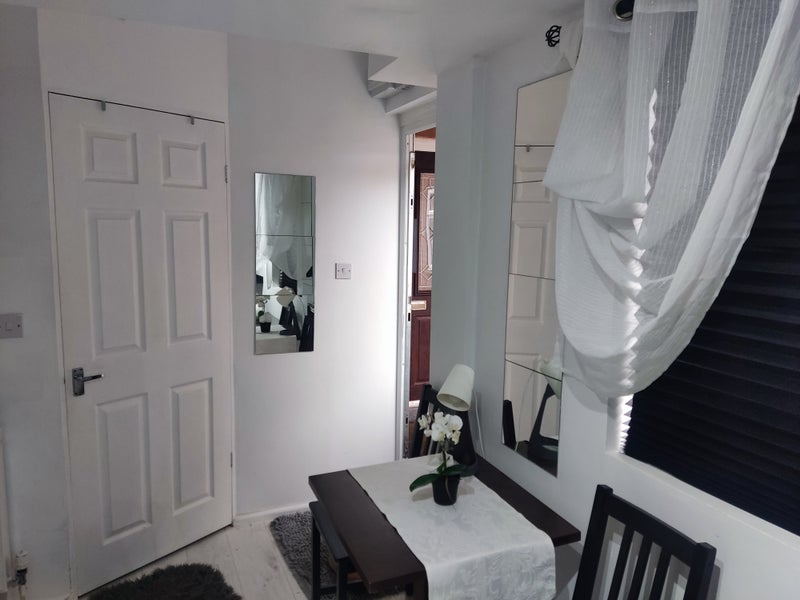 Flat Uppingham Gardens in Nottingham