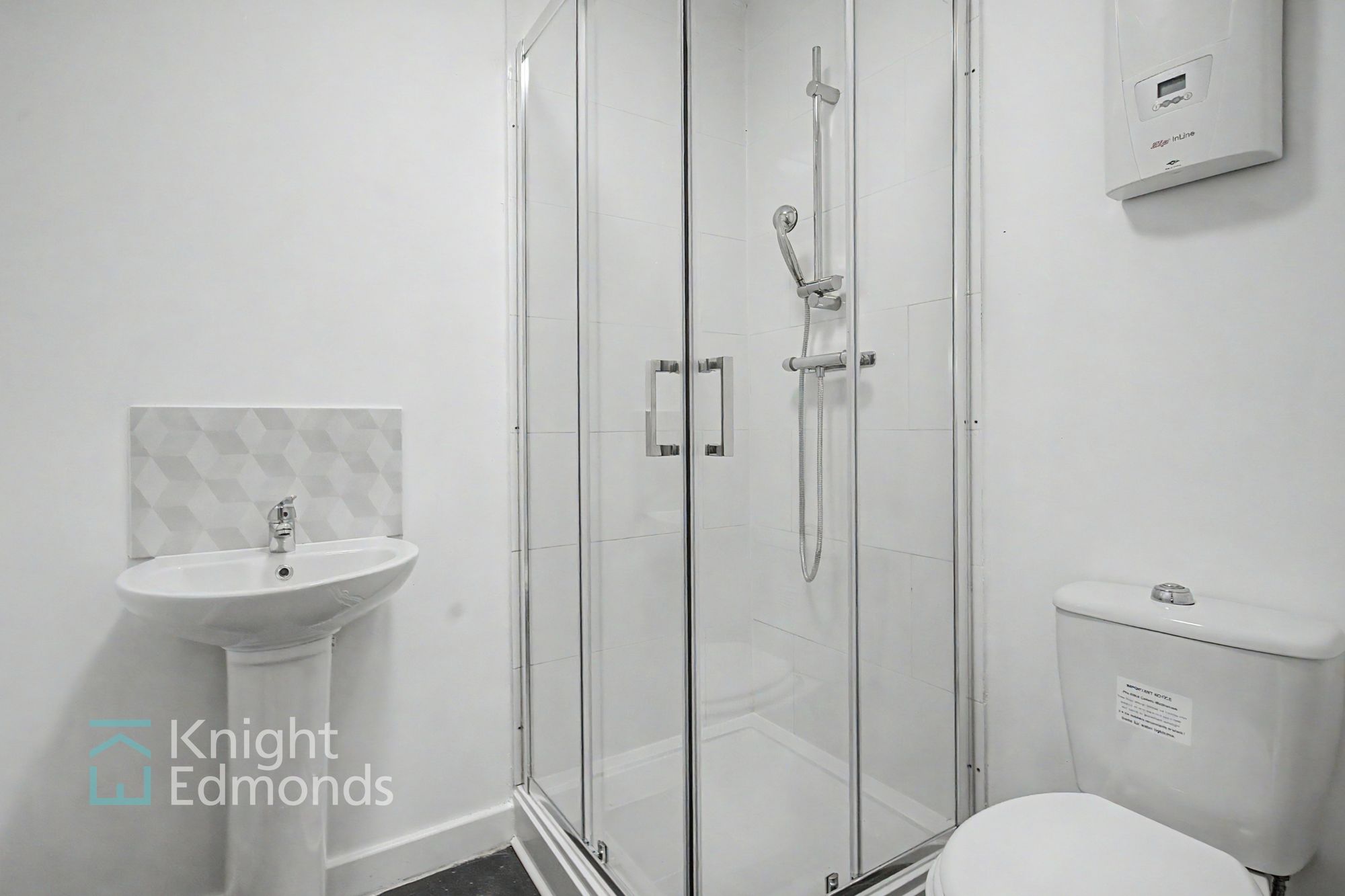Flat Sittingbourne Road in Maidstone