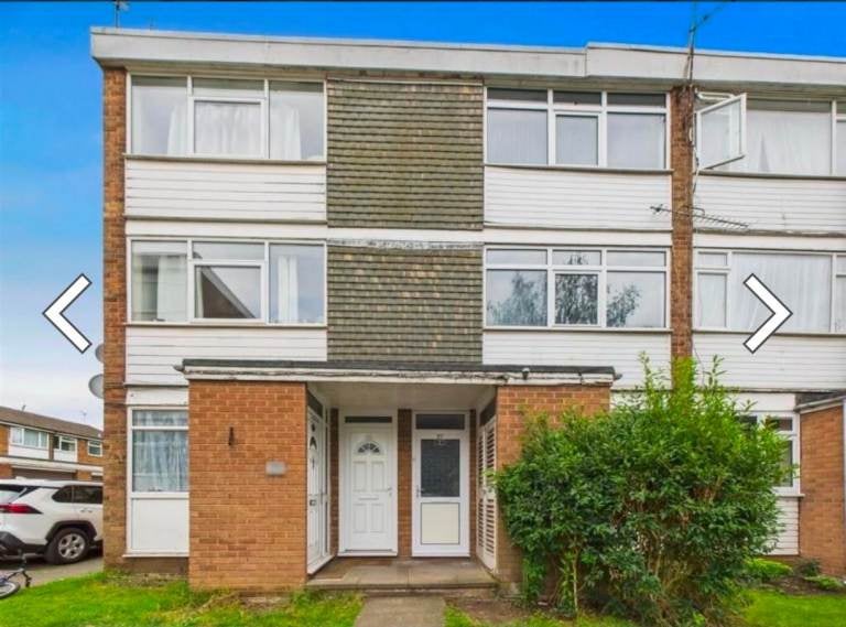 Flat Darnford Close in Coventry