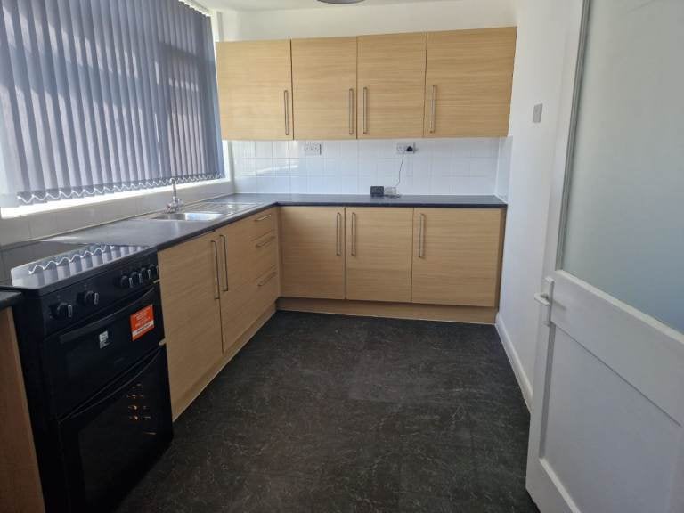 Flat Darnford Close in Coventry