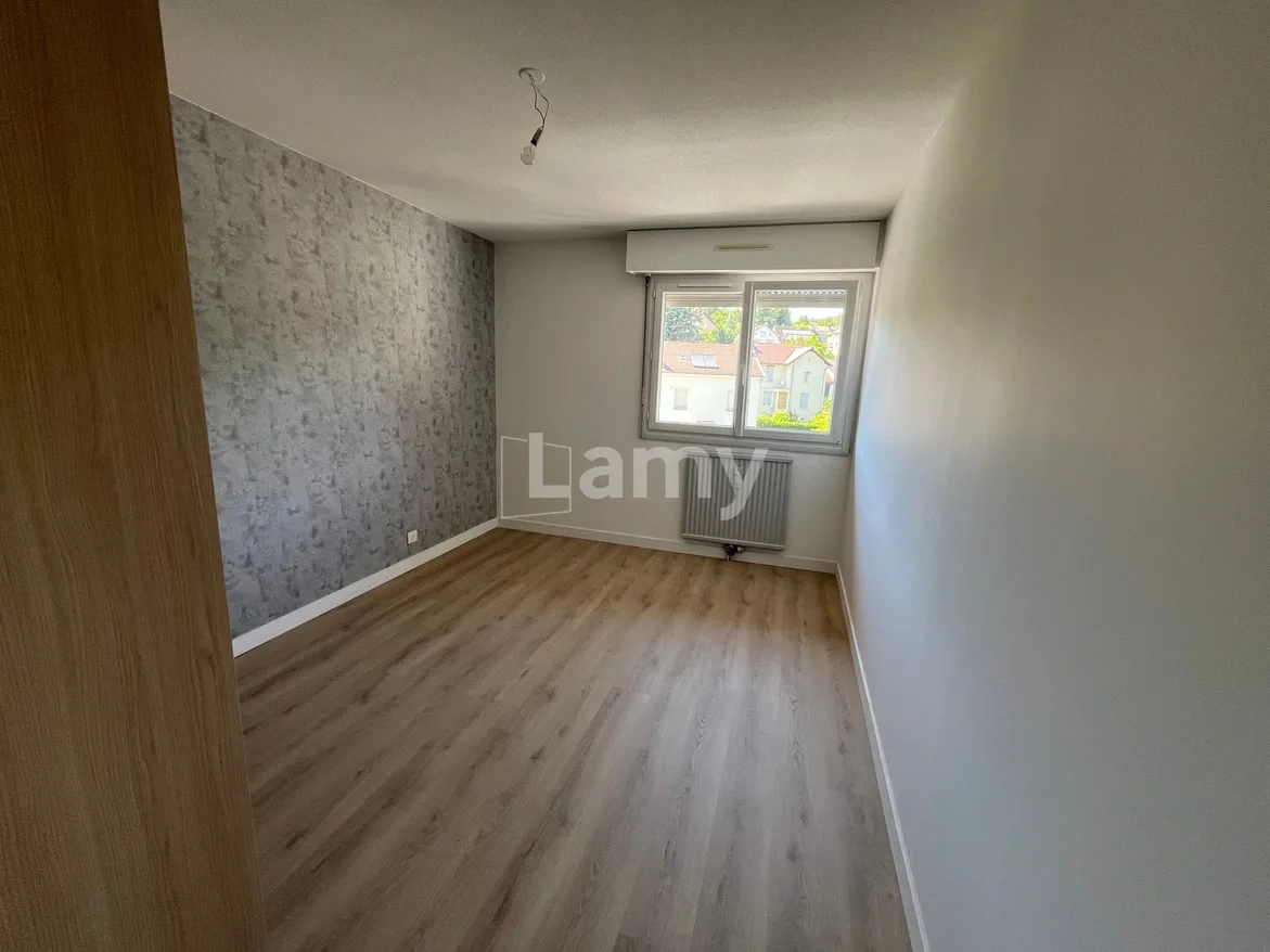 Appartement Rue du Docteur Jean Michel à Lons-le-Saunier