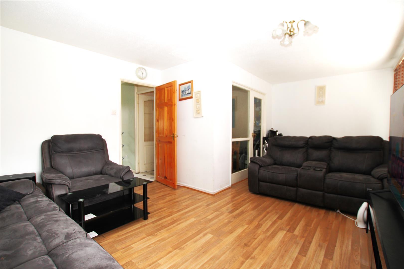 House Westmorland Close in Greater London