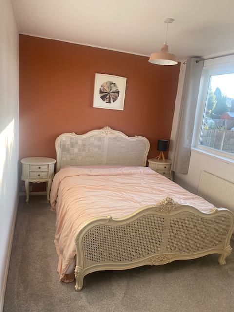 Room Luttrell Gardens in Leeds