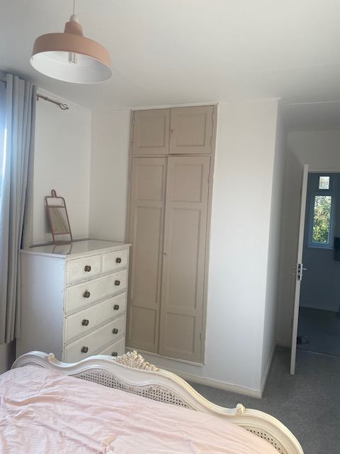 Room Luttrell Gardens in Leeds
