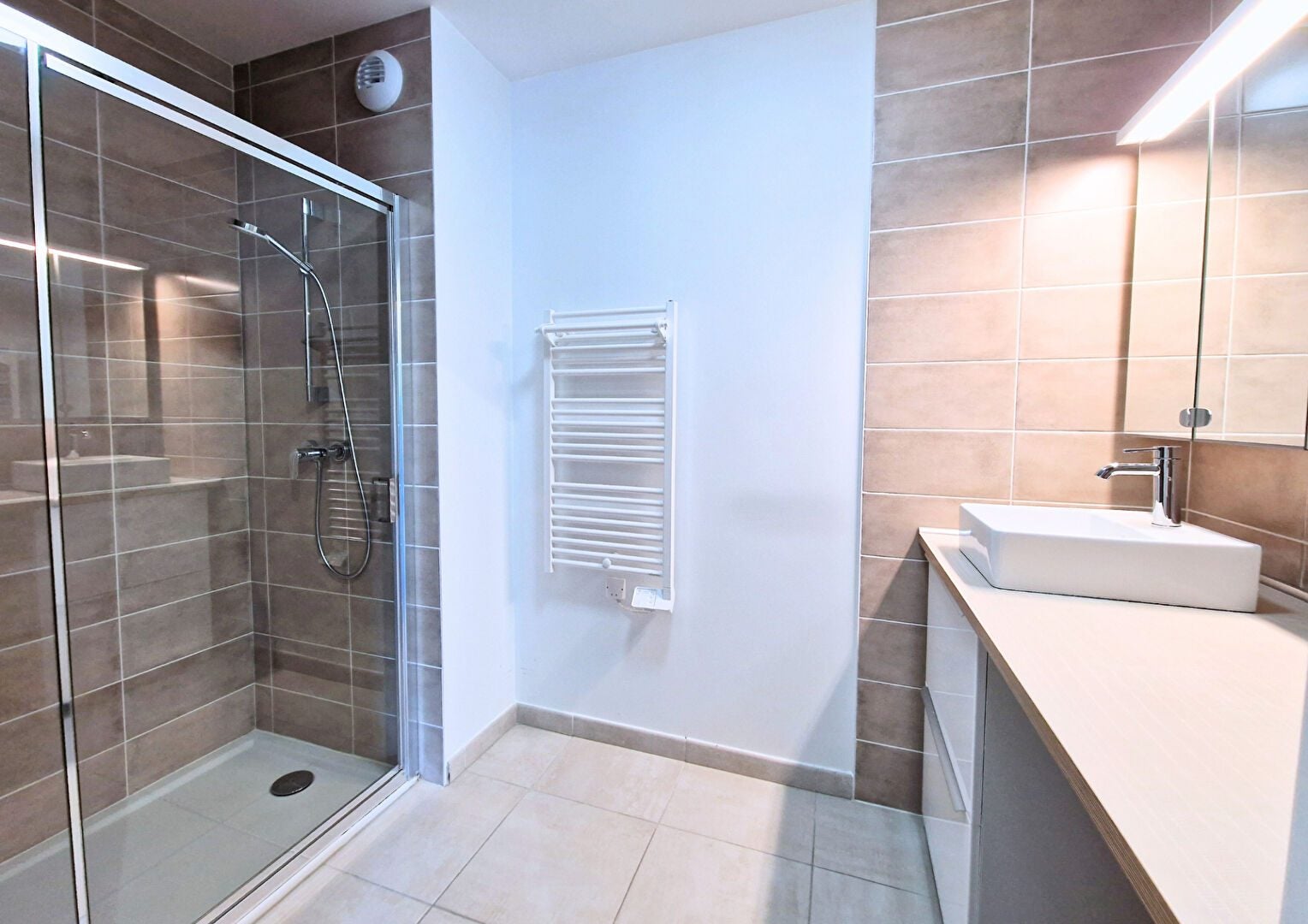 Flat Rue des Amours in Rives