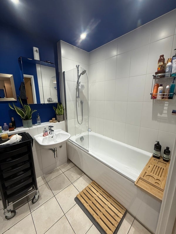 Room Salton Square in Greater London