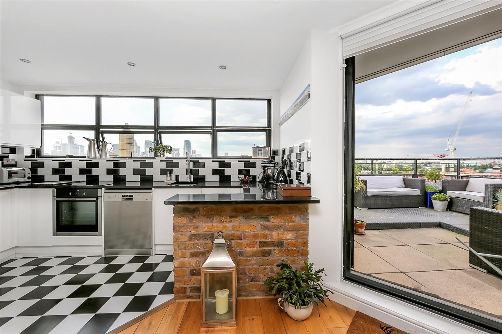Flat Scott Russell Place in Greater London