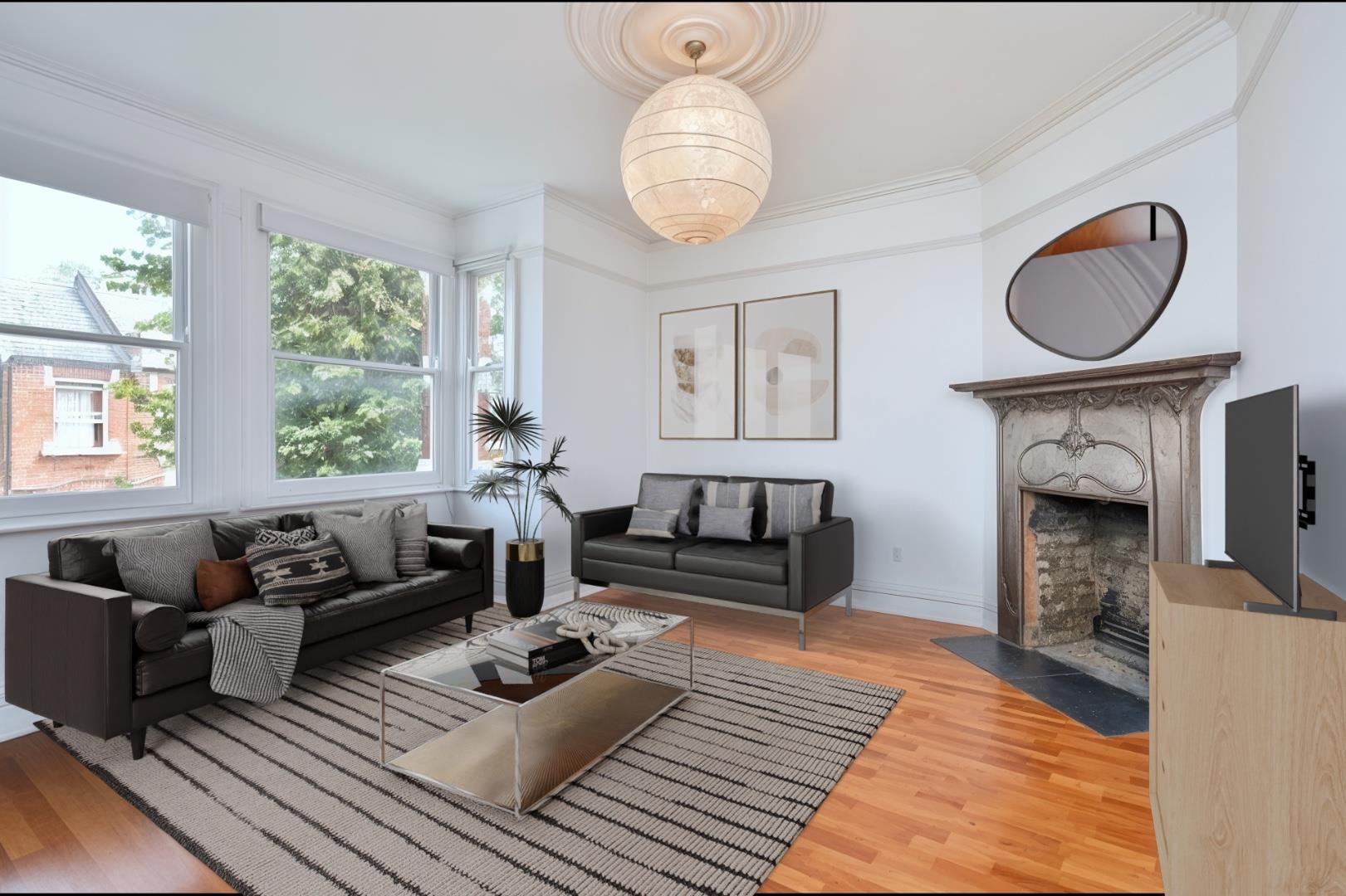 Flat Cleveland Avenue in Greater London