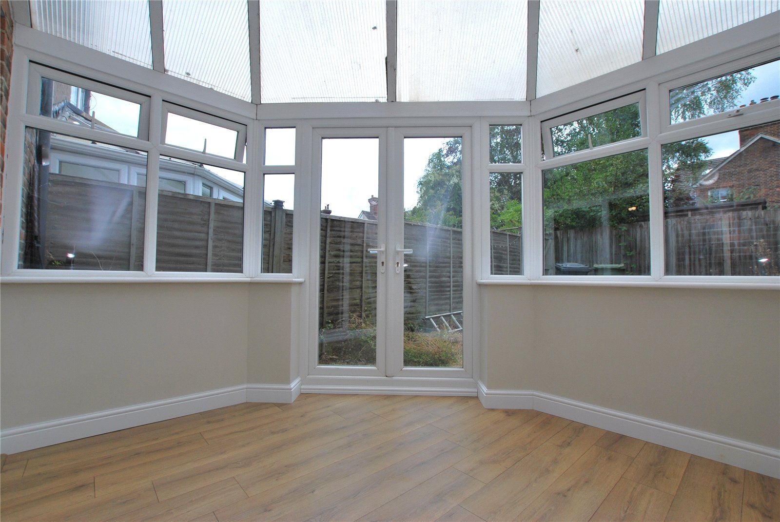 House Stoke Mill Close in Guildford