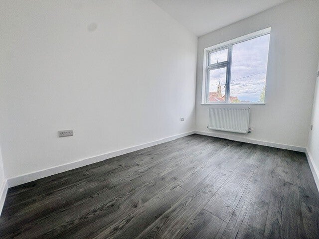Flat Salisbury Street in Swindon