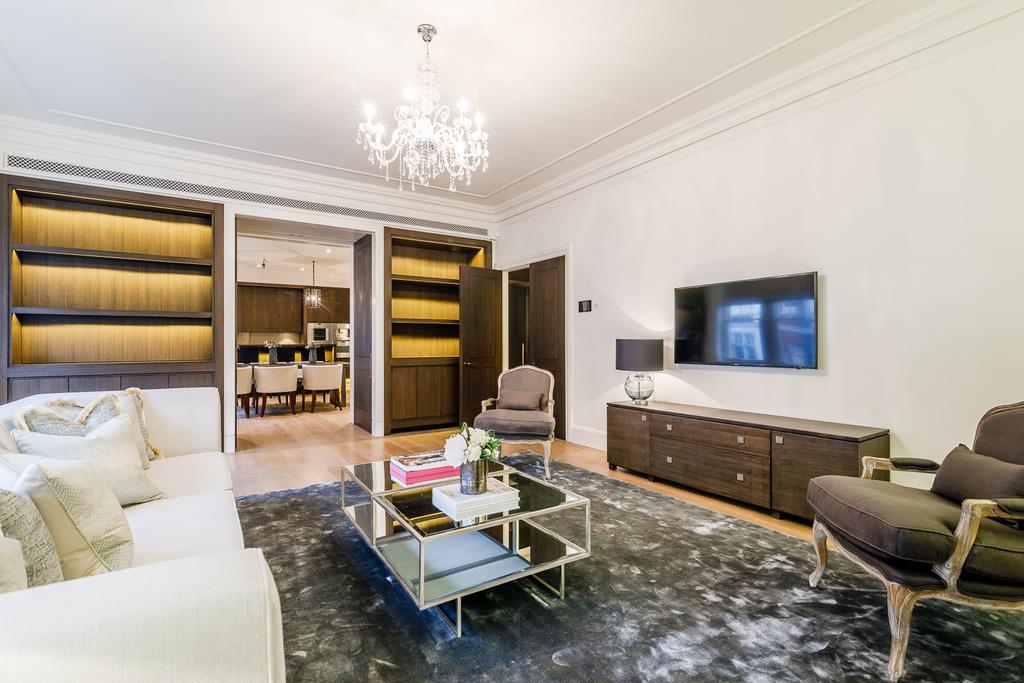Flat Duke Street in City of Westminster