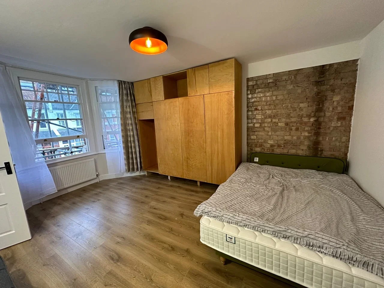 Room Maryland Road in Greater London
