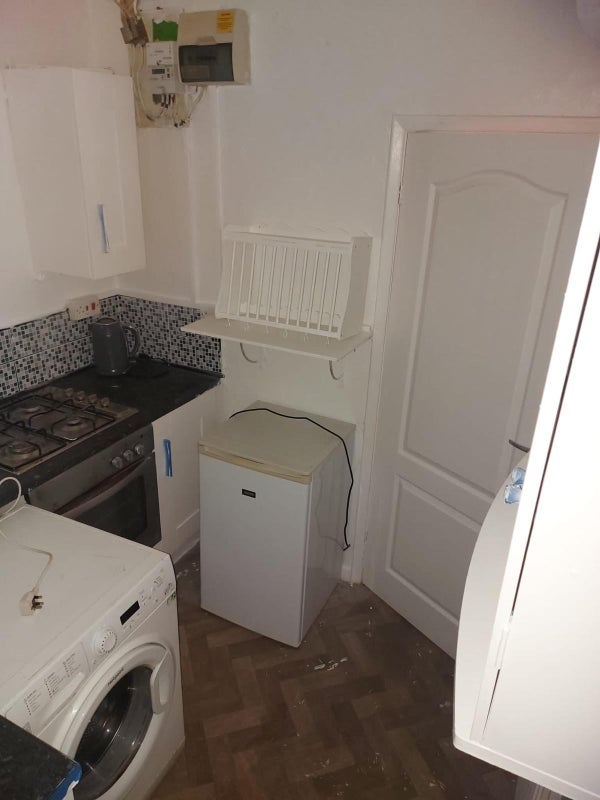 Room Broadway in Stoke-on-Trent