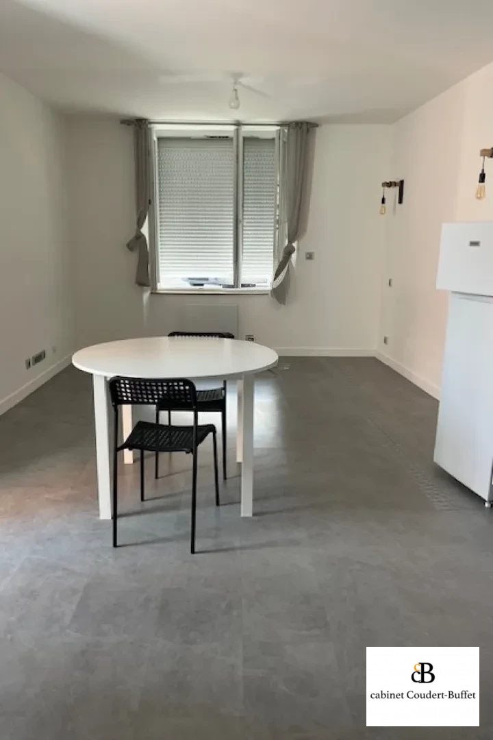 Appartement Rue des Frères Gambon à Cosne-Cours-sur-Loire