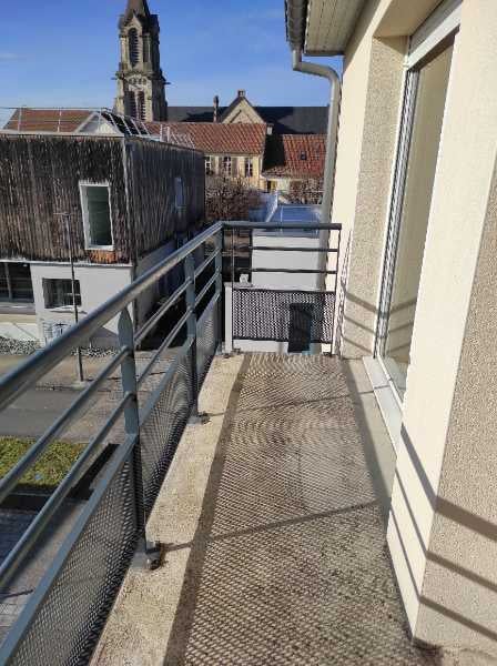 Flat Rue Derrière le château in Seloncourt
