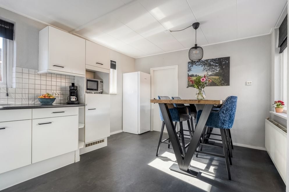 Twee-onder-één-kap te koop: Brinkstraat 5, Reutum