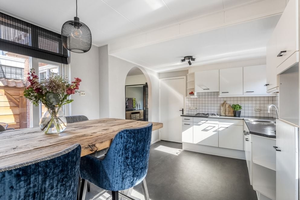 Twee-onder-één-kap te koop: Brinkstraat 5, Reutum