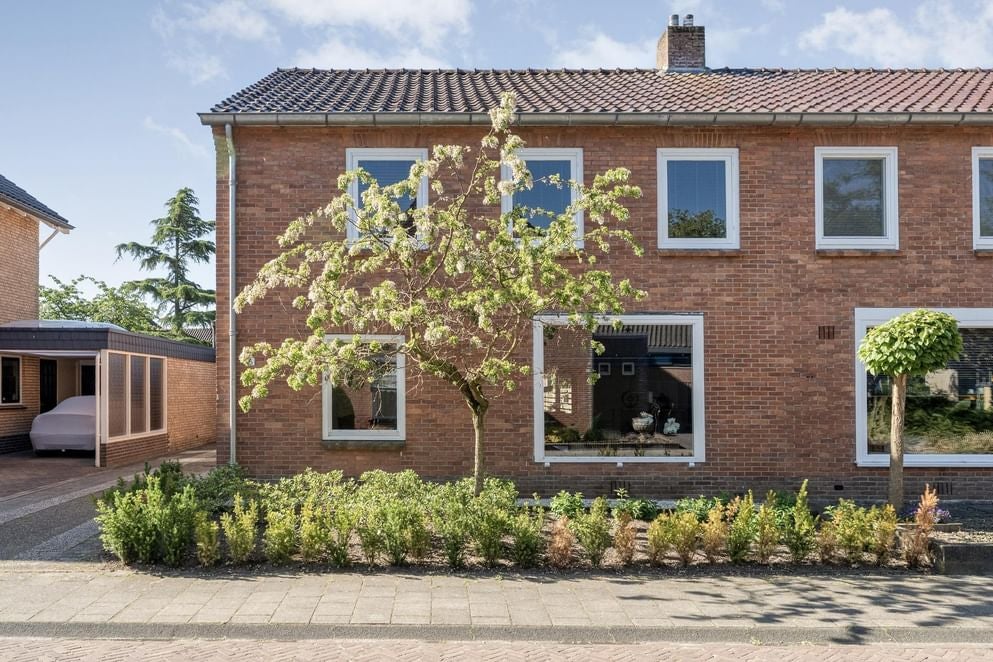 Huis Brinkstraat 5 in Reutum