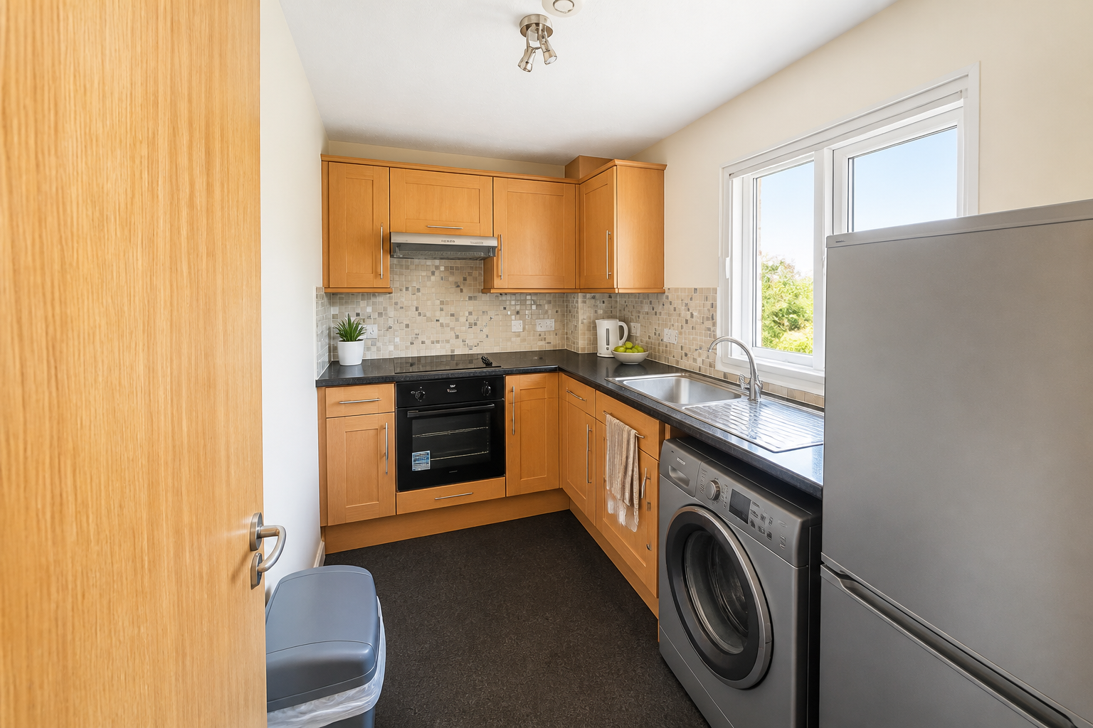 Flat Neville Close in Greater London
