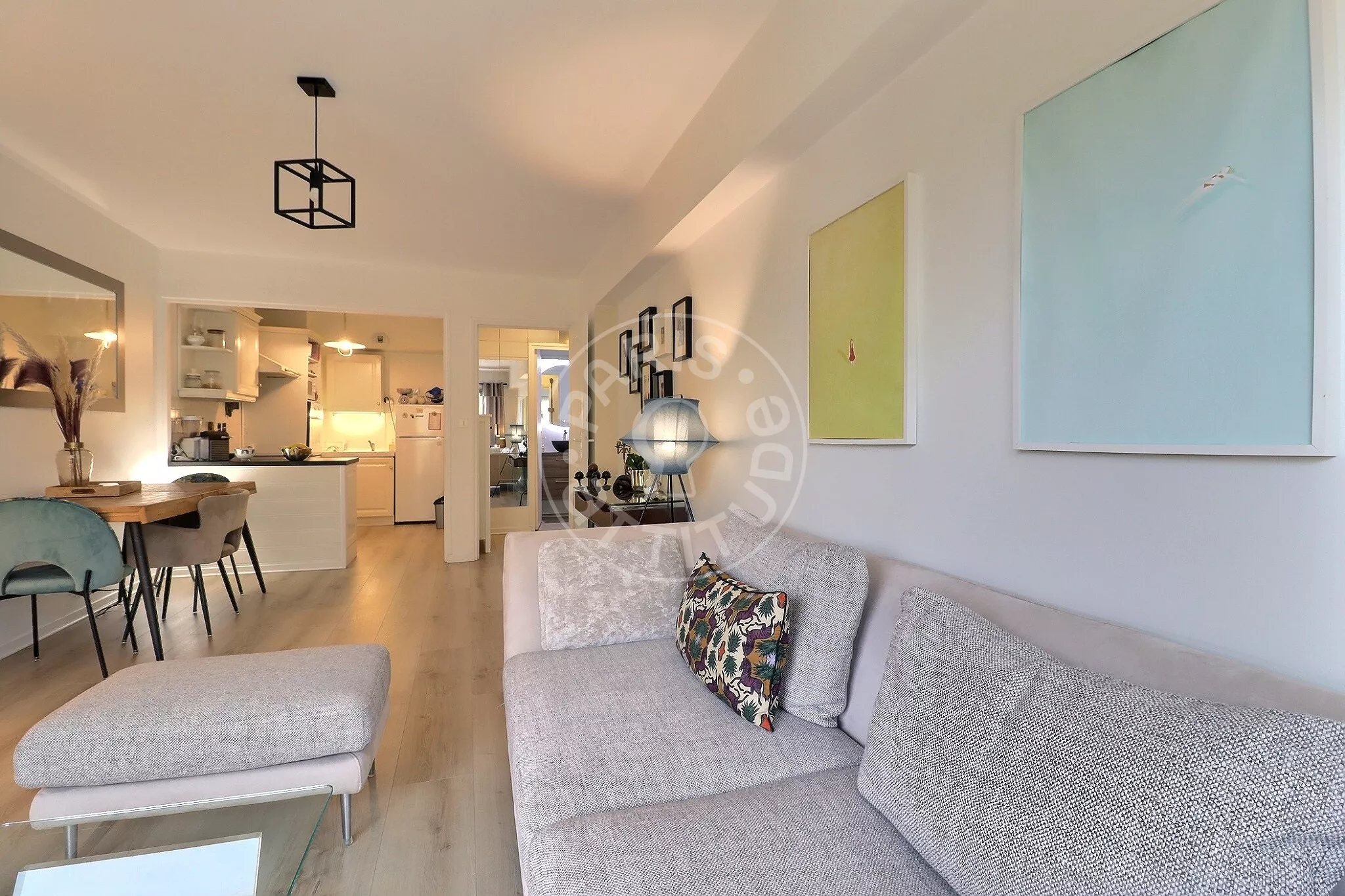 Appartement Avenue Jean Jaurès à Paris