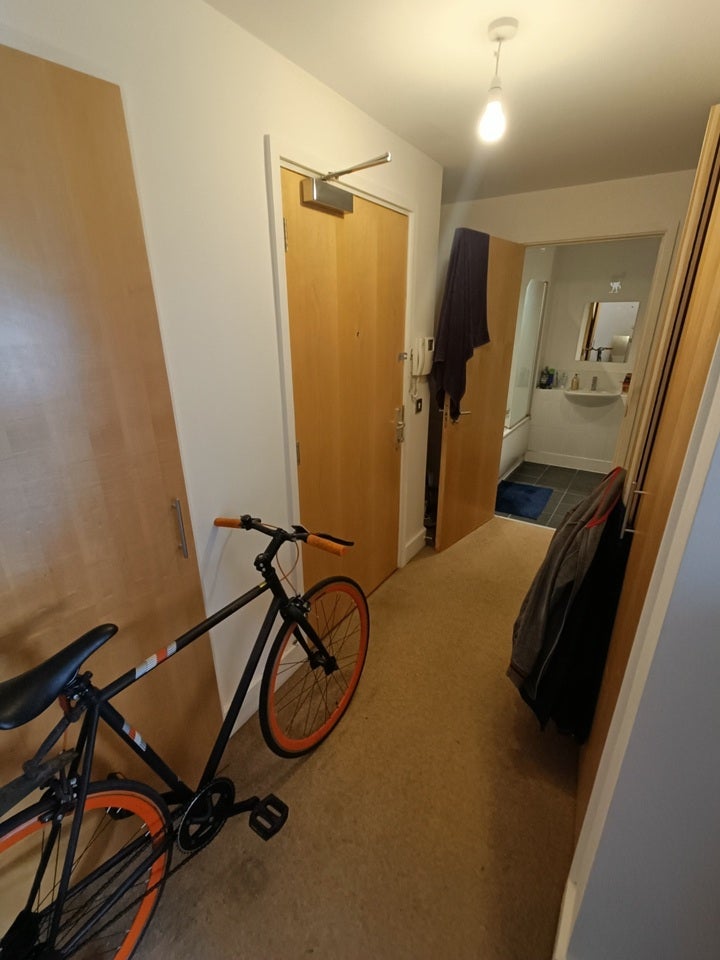 Flat Homesdale Road in Greater London